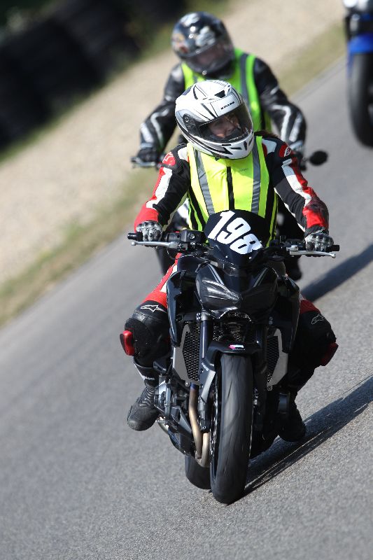 Archiv-2018/44 06.08.2018 Dunlop Moto Ride and Test Day  ADR/Strassenfahrer-Sportfahrer grün/198